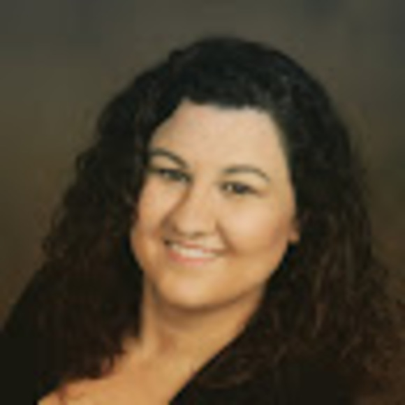 Meet your Posher, Candice - Picture 1 of 1